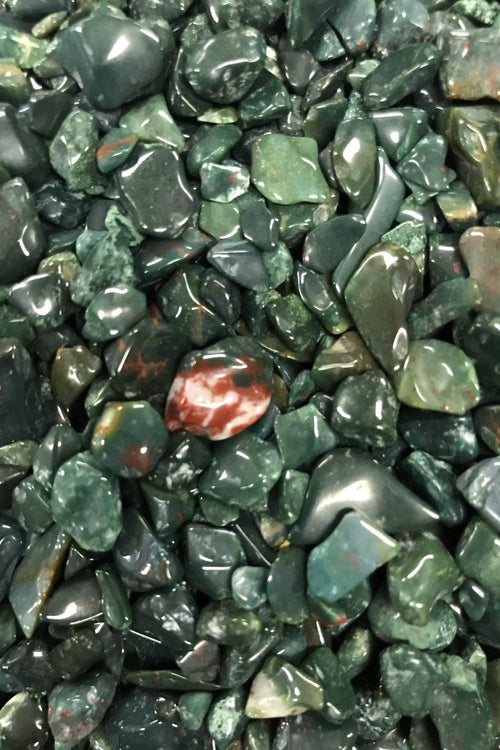 Crystal Chips : Bloodstone 1KG - Dusty Rose Essentials